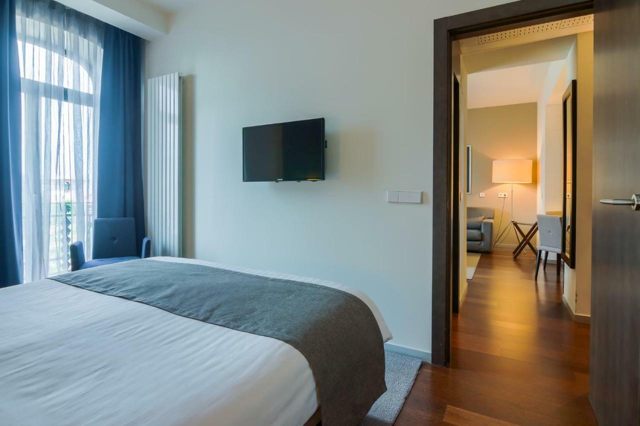Hotel Cismigiu Bucarest Esterno foto